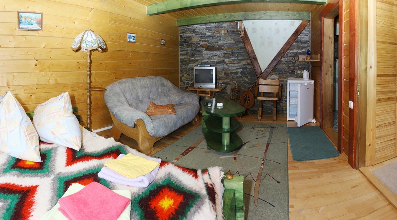 Садиба "У Наталії" Tatariv Esterno foto